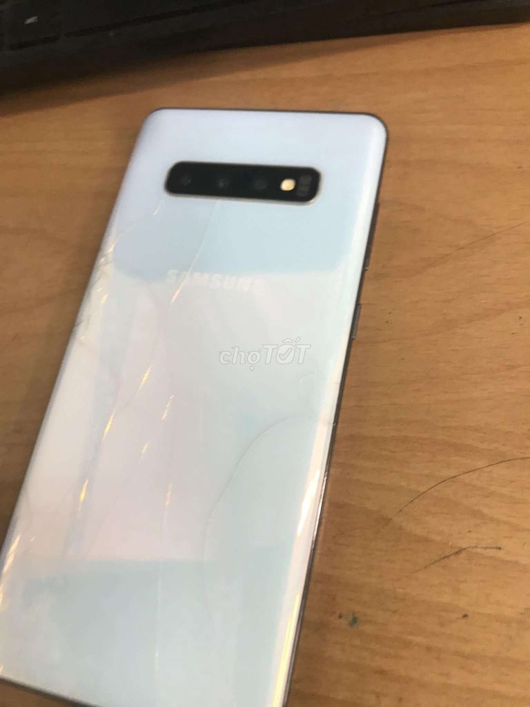 Samsung S10 Plus 5G Trắng Nứt kính lưng. Mua bán Điện thoại tại Huyện Long Thành Đồng Nai được đăng bởi Thanh N hình 1