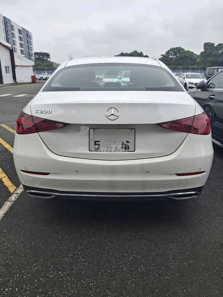 E cần bán Mercedes-Benz C200 sx 2023 5000km. Mua bán Ô tô tại Quận Tây Hồ Hà Nội được đăng bởi NGUYỄN TẢO hình 2