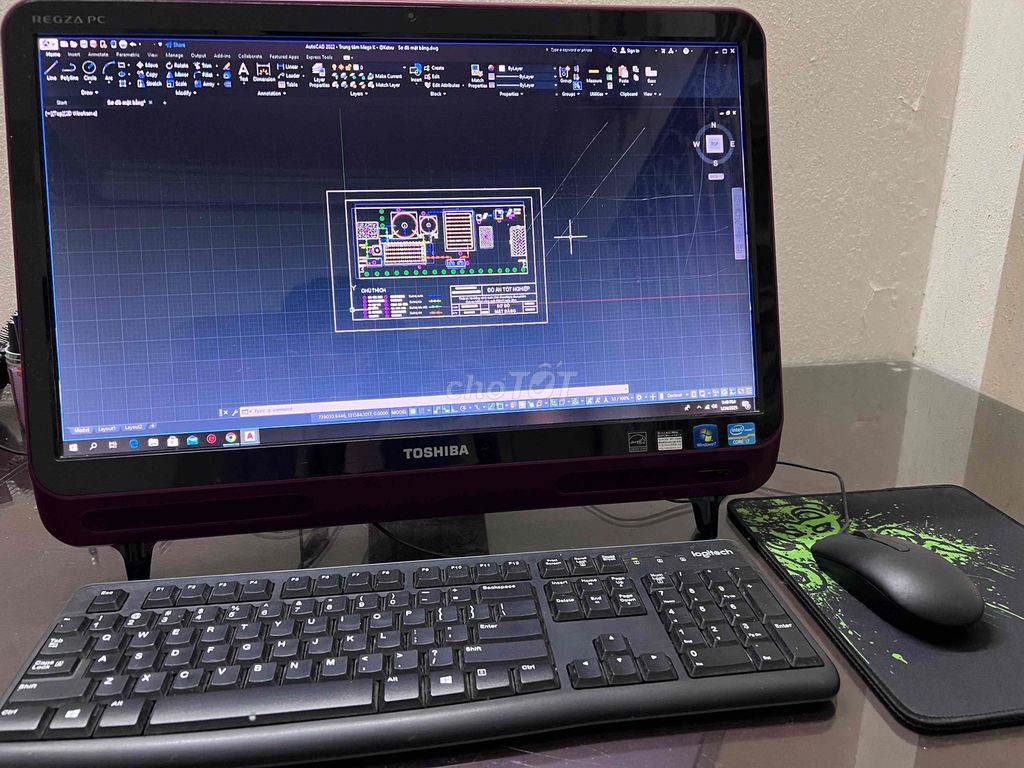 Toshiba Dynabook Regza PC D712