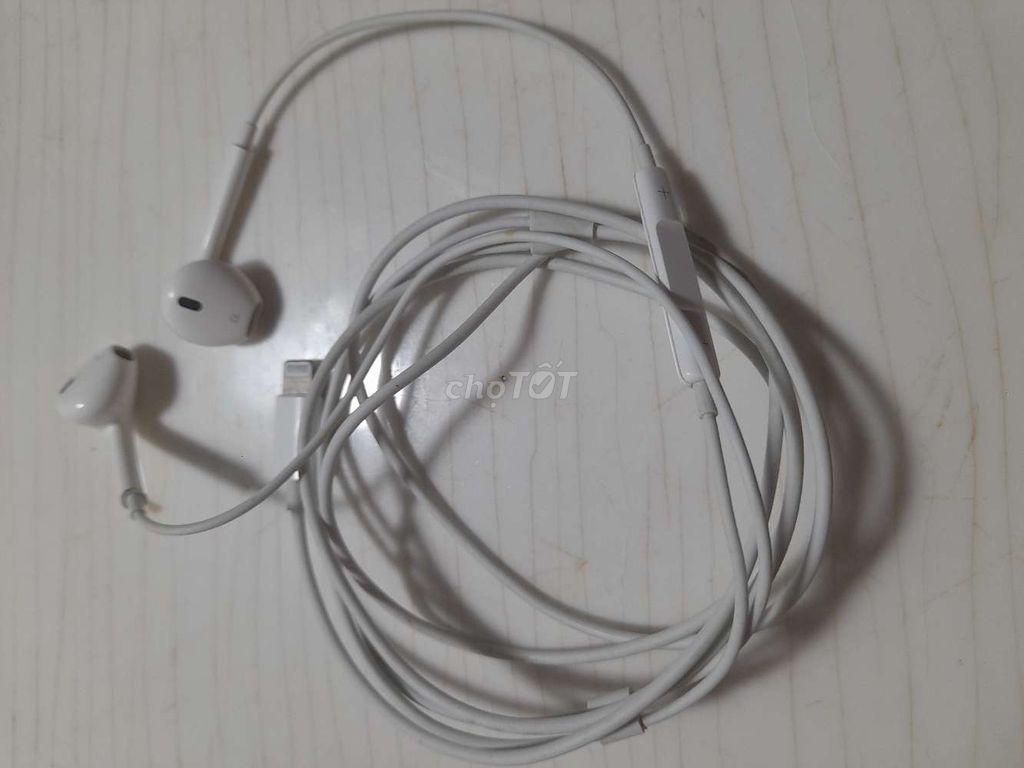 Tai nghe Apple Lightning Trắng Bass ấm. Mua bán Tivi, Âm thanh tại Thành phố Bà Rịa Bà Rịa - Vũng Tàu được đăng bởi Nghi hình 1