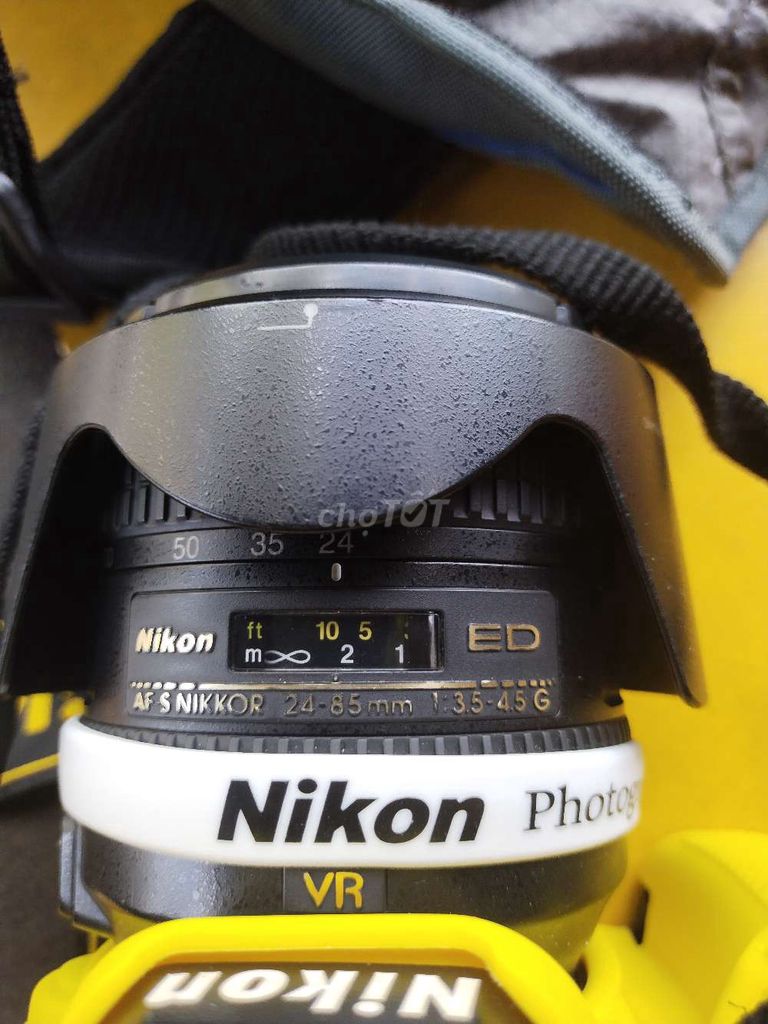 Nikon D610 kèm lend 24/85  giá 11tr