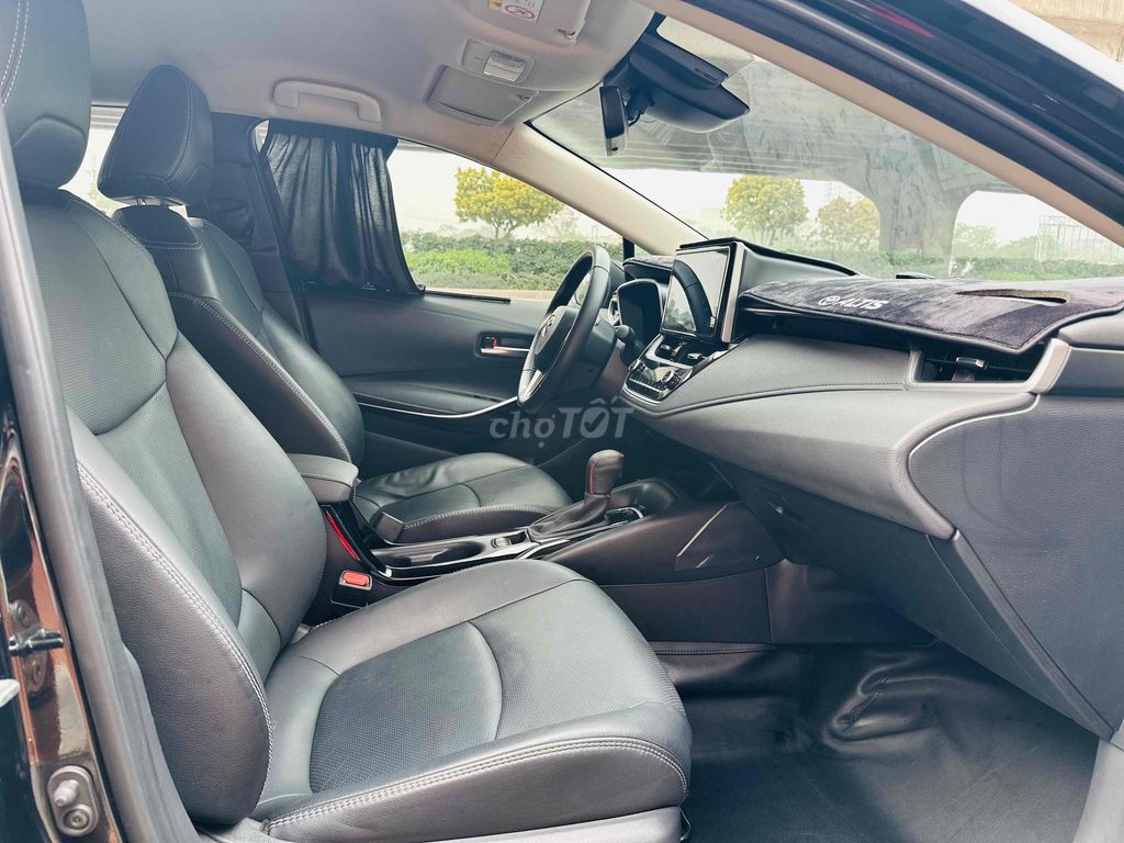 Toyota Altis 2022 1.8V Đen 37.000 km. Mua bán Ô tô tại Quận Hoàng Mai Hà Nội được đăng bởi anh Biên hình 13