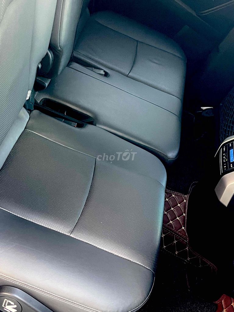 Toyota Land Cruiser Prado MoDe 2018 trùm mền -41.K. Mua bán Ô tô tại Quận 4 Tp Hồ Chí Minh được đăng bởi A Linh  hình 13