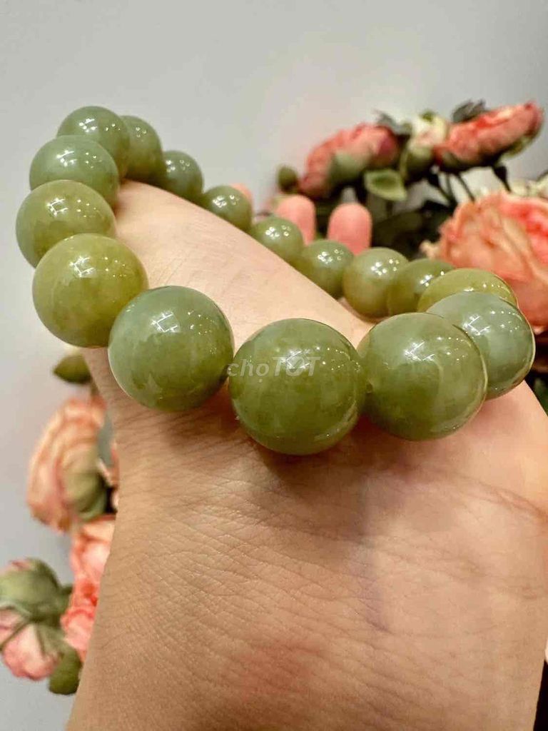 Vòng tay Hoàng trà Nam 13 li Xanh lá. Mua bán Phụ kiện thời trang khác tại Thành phố Vũng Tàu Bà Rịa - Vũng Tàu được đăng bởi suboy hình 1