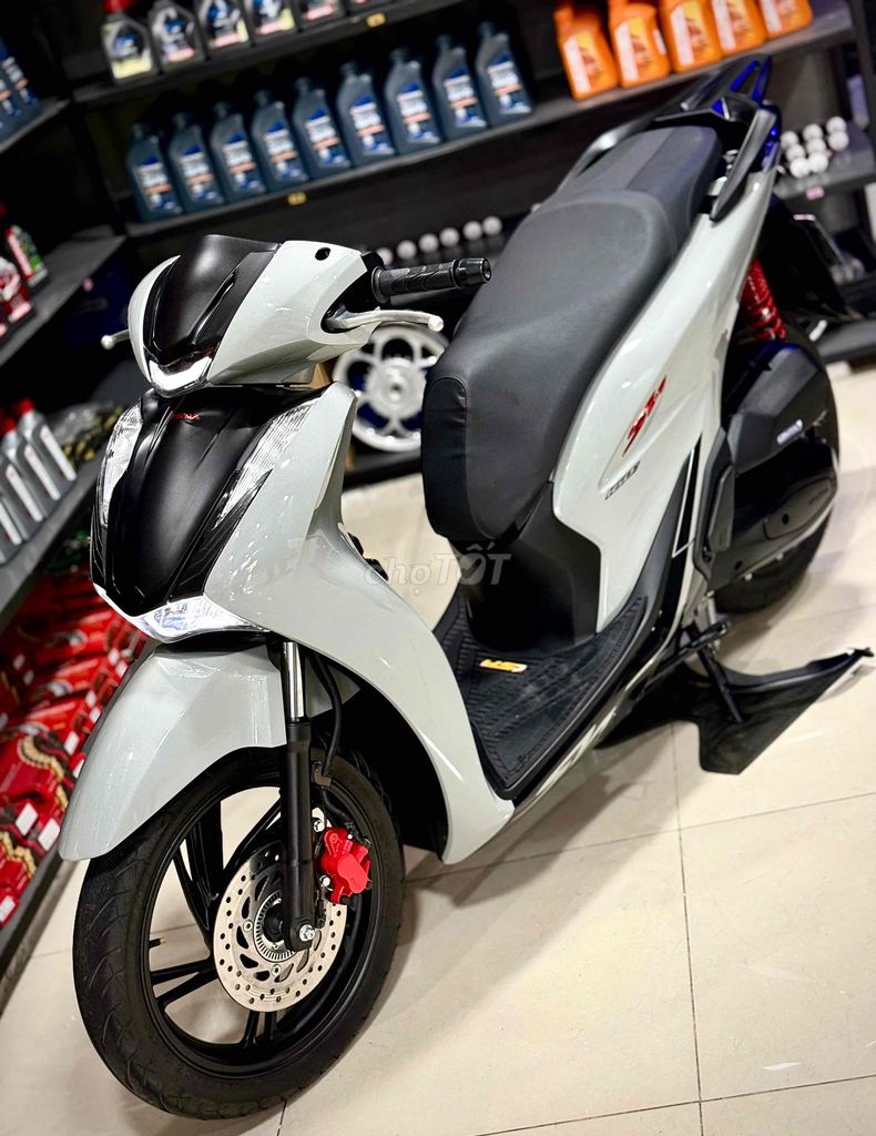 SH150i 2023 ABS Lướt chính chủ ký ( Hỗ trợ GÓP ) 🌈. Mua bán Xe máy tại Thị xã Phú Mỹ Bà Rịa - Vũng Tàu được đăng bởi Cửa Hàng Xe Máy Phú Mỹ hình 13