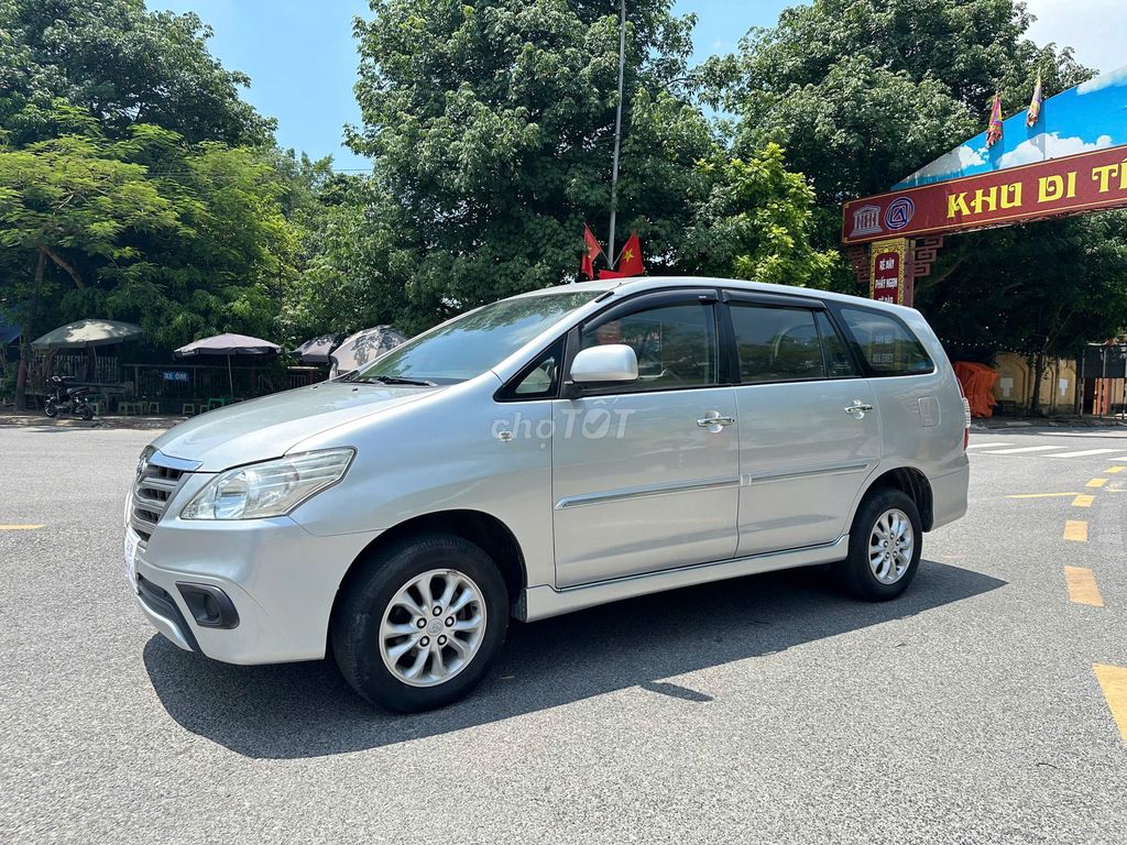 Toyota INNOVA 2.0E cuối 2014 form mới 2015, số tay. Mua bán Ô tô tại Huyện Sóc Sơn Hà Nội được đăng bởi Salon Auto Đào Hằng hình 10