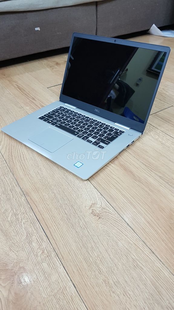 Dell Inspiron 7570 i7-8550U-Nvidia  940MX 4G-15.6". Mua bán Laptop tại Quận Hoàng Mai Hà Nội được đăng bởi Trần Quang Quỳnh hình 2
