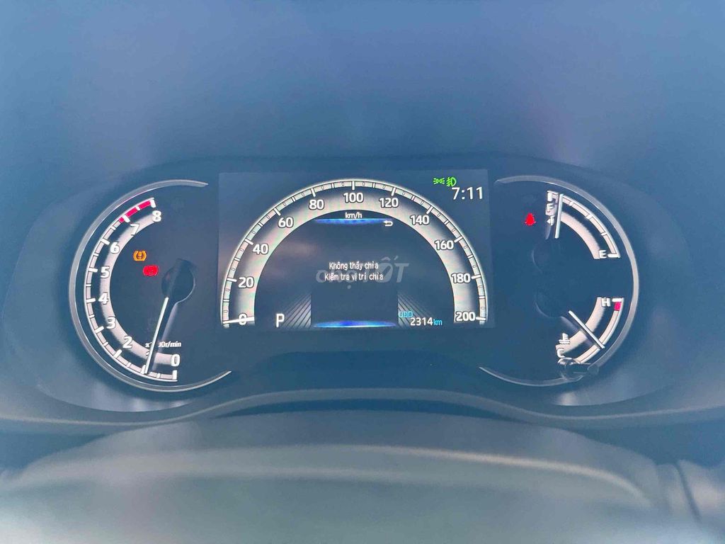 Toyota Innova Cross 2025 2.400KM Thương lượng mạnh. Mua bán Ô tô tại Quận Tân Phú Tp Hồ Chí Minh được đăng bởi TRƯƠNG THANH TUYỀN hình 4