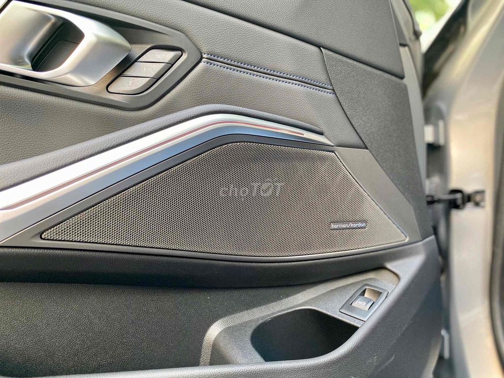 BMW 320i M Sport 2024 - 15000 km. Mua bán Ô tô tại Quận Thanh Xuân Hà Nội được đăng bởi Trần Trí Cường hình 11