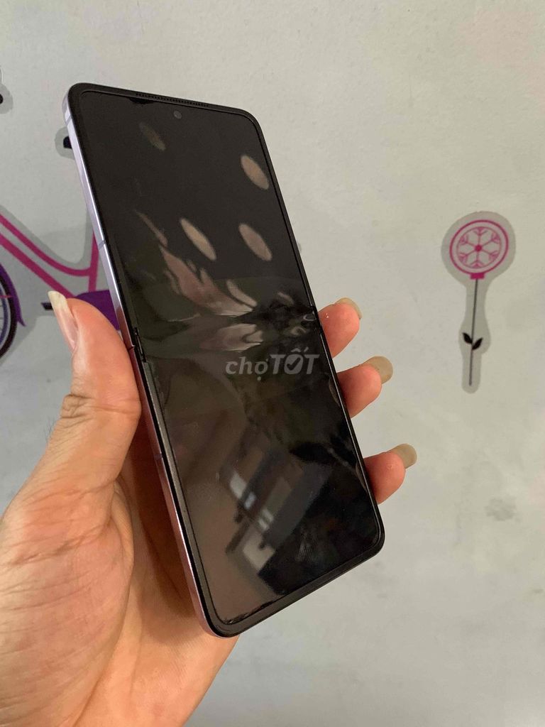 Oppo Find N2 Flip 256GB bán xác. Mua bán Điện thoại tại Quận Bình Tân Tp Hồ Chí Minh được đăng bởi Mr Zui 18 tuổi rưỡi hình 1