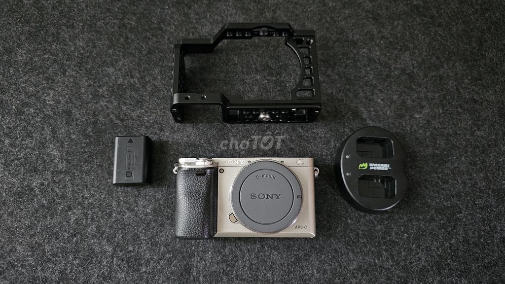 Sony A6000 màu bạc đẹp keng + kit + rig