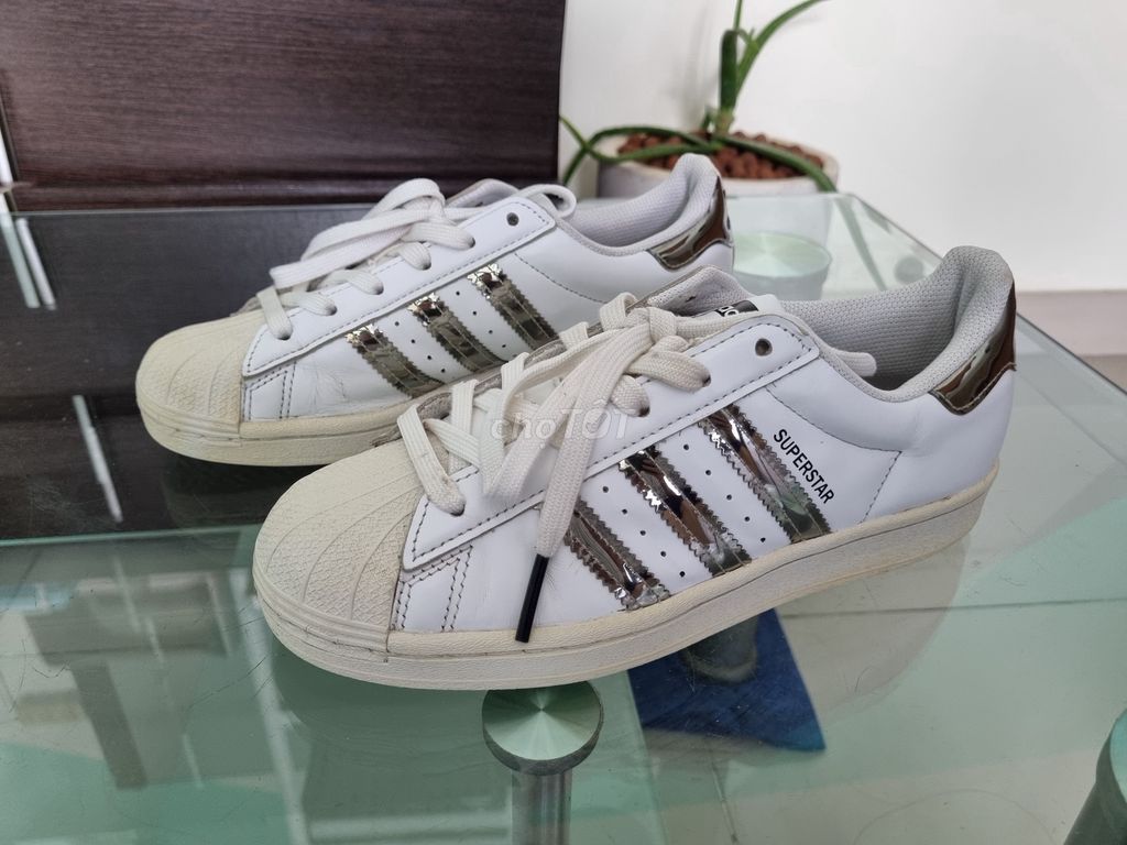 Giày chính hãng Adidas Superstar Size 38 (Au)