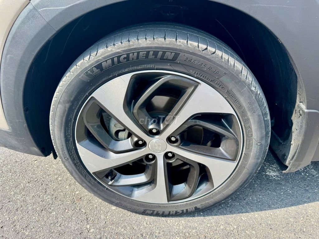 Huyndai Tucson đời xe: 2019 Số tự động 1.6 Turbo. Mua bán Ô tô tại Huyện Hóc Môn Tp Hồ Chí Minh được đăng bởi Mr Nhựt chuyên xe hơi lướt chuẩn Toyota Sure hình 10