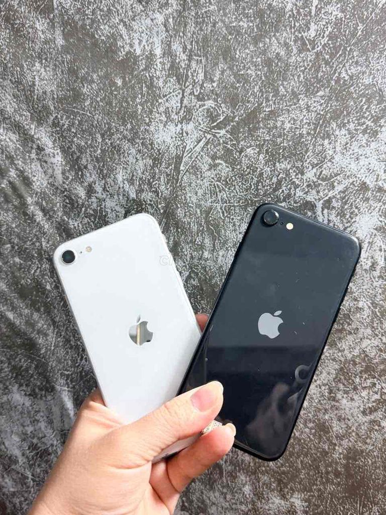 Apple iPhone SE 2 Đen Trắng. Mua bán Điện thoại tại Thành phố Thủ Dầu Một Bình Dương được đăng bởi Lê Nhựt Quân hình 1