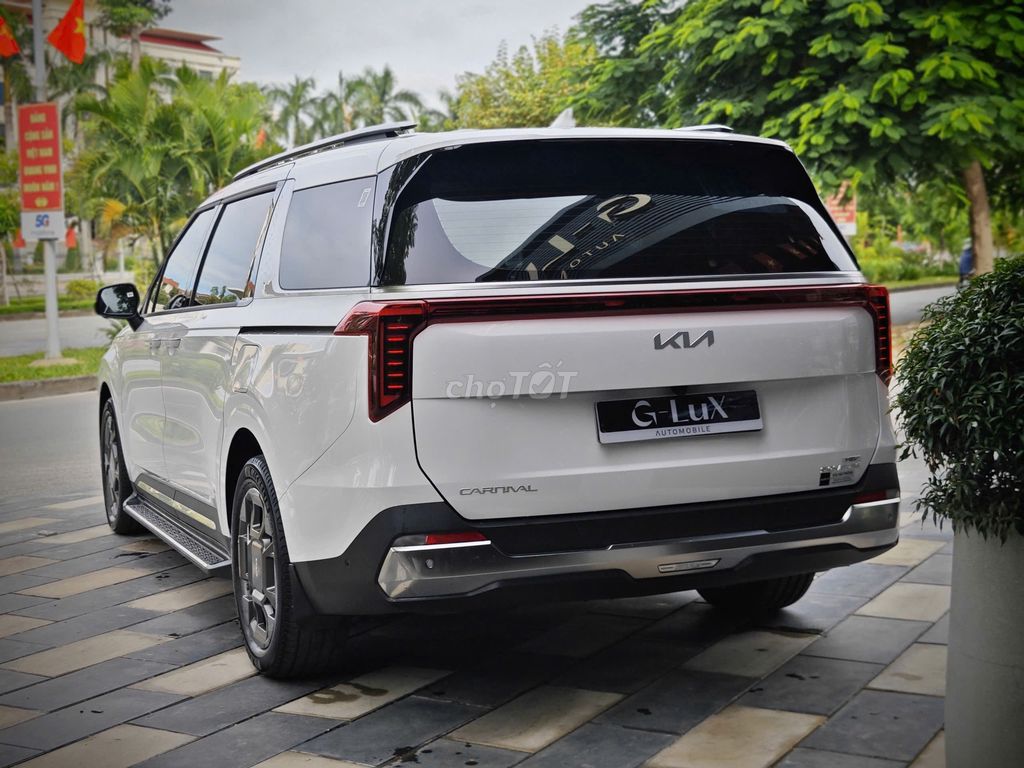 Kia Carnival 2025 Signature 1.6 Turbo HEV 7S. Mua bán Ô tô tại Quận Hải An Hải Phòng được đăng bởi Nguyễn Hà Vi hình 3