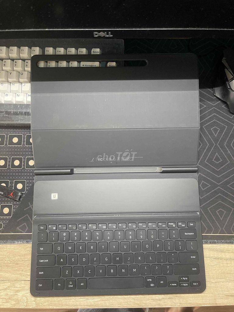 Bàn phím Samsung Tab S8 Plus chính hãng 99%. Mua bán Máy tính bảng tại Quận Tây Hồ Hà Nội được đăng bởi Lê Hoàng Nam hình 1