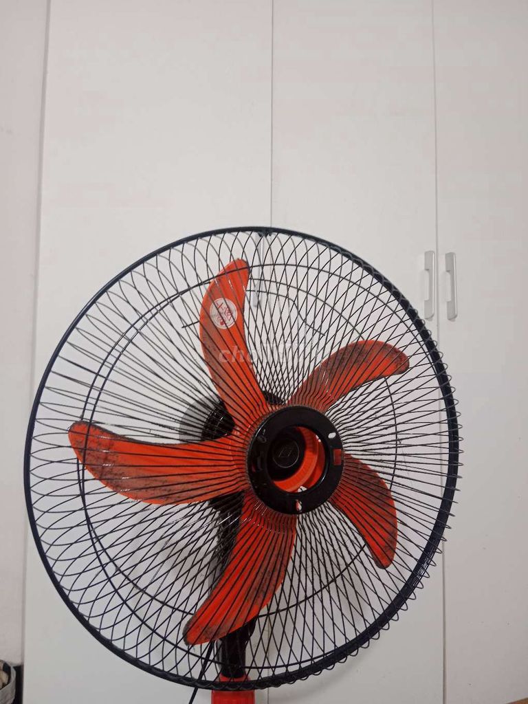 Quạt đứng Đen cam Hiện đại Tiết kiệm điện. Mua bán Quạt tại Quận Bắc Từ Liêm Hà Nội được đăng bởi Vũ Văn Quyền hình 1