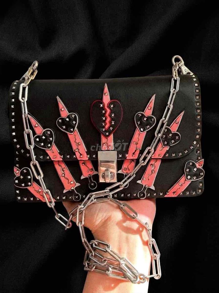 Túi Valentino Da thật Đen Nữ. Mua bán Túi xách tại Quận Sơn Trà Đà Nẵng được đăng bởi Rust Studio  hình 1