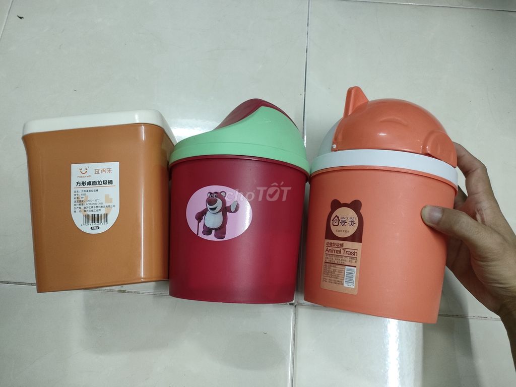 Thùng rác mini để bàn Mới 30k/3c. Mua bán Nội thất, đồ gia dụng khác tại Quận 7 Tp Hồ Chí Minh được đăng bởi Tuấn  hình 1
