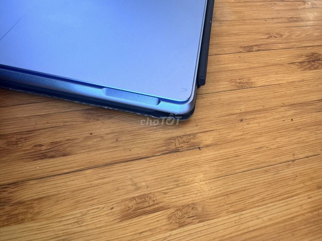 Pass lại surface pro 9, màu xanh saphire. Mua bán Laptop tại Quận 7 Tp Hồ Chí Minh được đăng bởi Dương Hữu Dũng hình 1