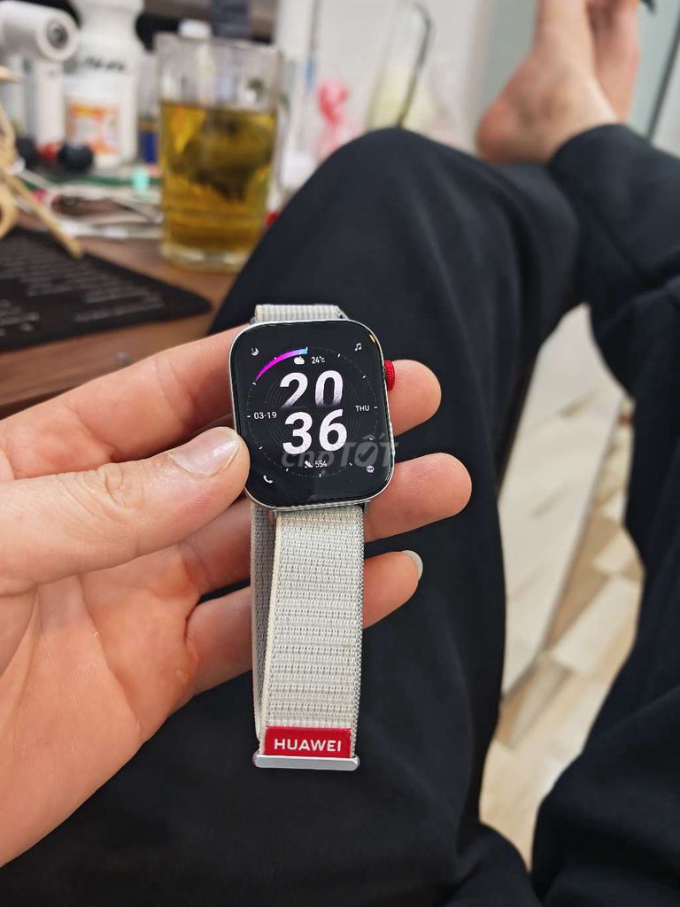 Huawei Fit 3 Trắng Đã sử dụng. Mua bán Thiết bị đeo thông minh tại Quận Hà Đông Hà Nội được đăng bởi Huy hình 1