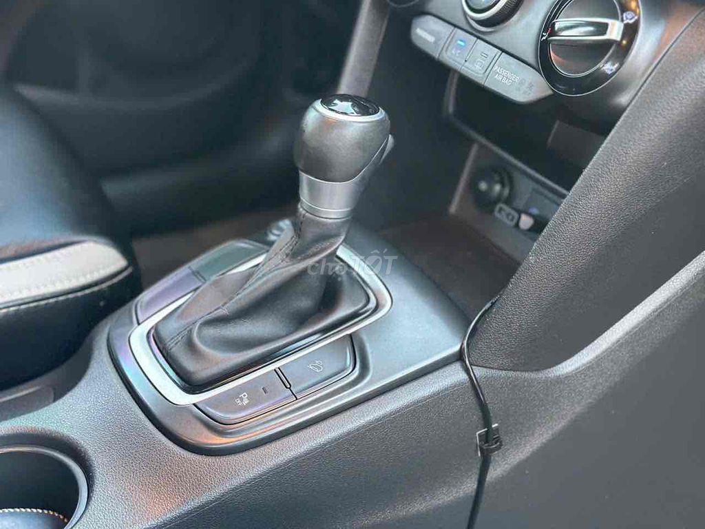 Hyundai Kona 2020 2.0 AT Tiêu Chuẩn - 60000 km. Mua bán Ô tô tại Quận Thanh Xuân Hà Nội được đăng bởi ĐÀM HÙNG CAR  hình 11