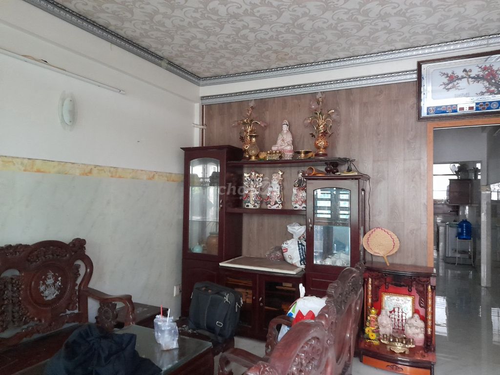 Căn hộ chung cư đường Trần Quang Diệu, Quận 3: 43.2m2, lầu 3, lô B