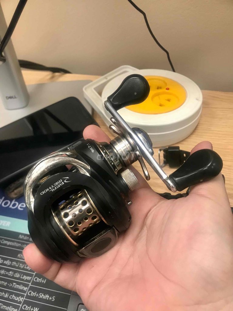 Máy câu ngang nội địa Nhật Real Method. Mua bán Đồ thể thao, Dã ngoại tại Quận Phú Nhuận Tp Hồ Chí Minh được đăng bởi NGUYỄN TUẤN AN hình 1