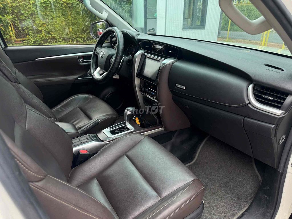 Toyota Fortuner 2018 2.7V 4x2 AT ( Xăng). Mua bán Ô tô tại Quận Ô Môn Cần Thơ được đăng bởi Chuyên Mua Bán Ô Tô Qua Sử Dụng Carpla Cần Thơ hình 10