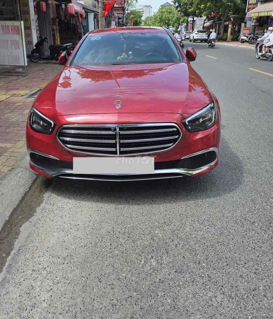 Mercedes Benz E Class 2022 E200 Exclusive - 26V. Mua bán Ô tô tại Thành phố Thủ Đức Tp Hồ Chí Minh được đăng bởi Nguyễn Dương hình 6