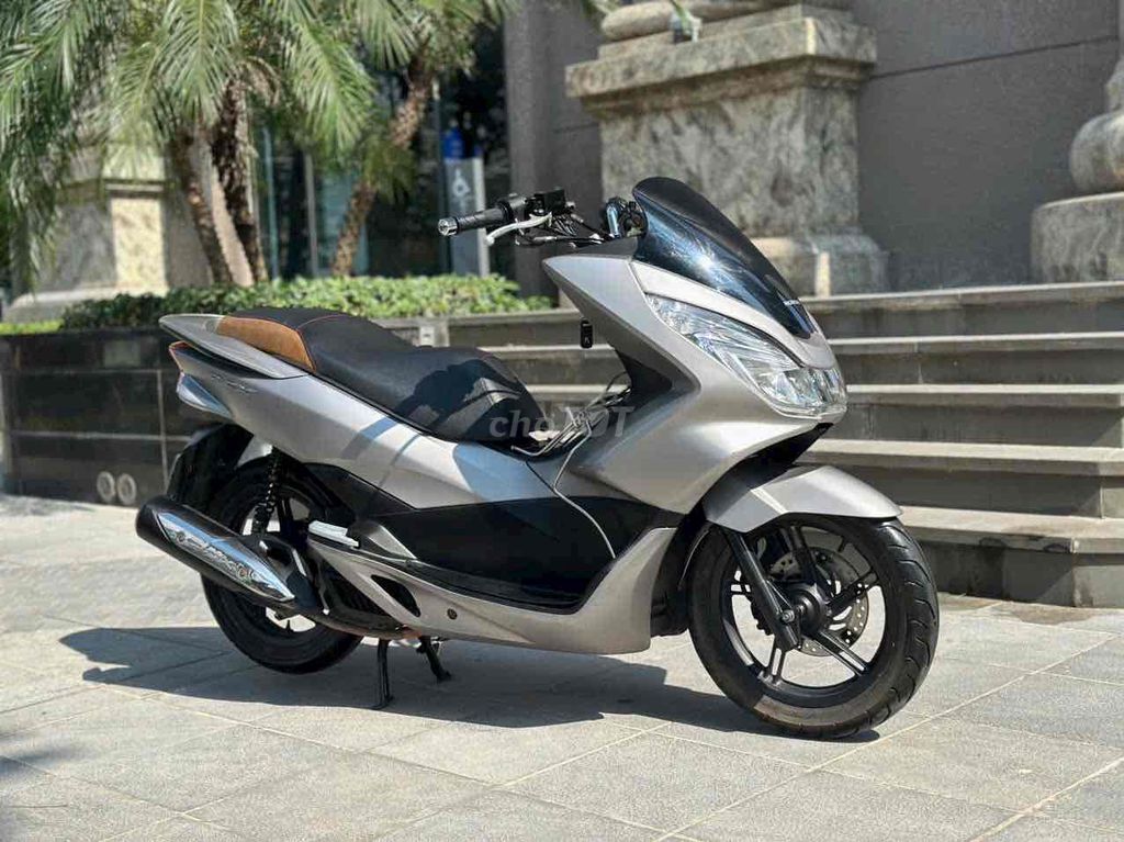 Honda Pcx đèn led chất lượng cao sử dụng ít 29AH. Mua bán Xe máy tại Quận Ba Đình Hà Nội được đăng bởi Xe Máy Nam Thi hình 6