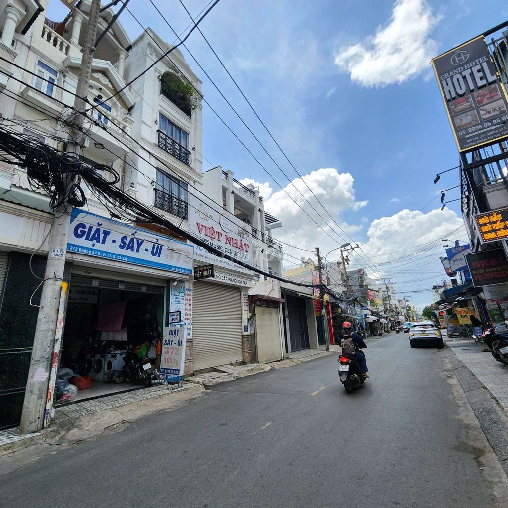 CẦN BÁN GẤP NHÀ 2 LẦU GÒ VẤP