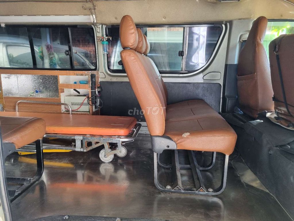 TOYOTA HIACE AMBULANCE 2011 DẦU. Mua bán Ô tô tại Quận 12 Tp Hồ Chí Minh được đăng bởi trung hình 18