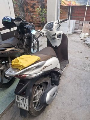 Honda SH Mode 2019 Trắng nâu. Mua bán Xe máy tại Thành phố Sóc Trăng Sóc Trăng được đăng bởi huỳnh thừa