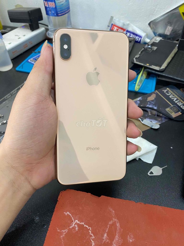 Apple iPhone XS Max 64GB Vàng. Mua bán Điện thoại tại Quận Ba Đình Hà Nội được đăng bởi Quang Hiếu hình 1