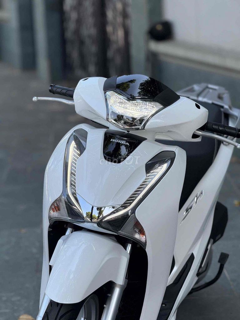 SH 150i 2017 ( HÀNG BỎ MẪU LƯỚT ). Mua bán Xe máy tại Thành phố Thủ Đức Tp Hồ Chí Minh được đăng bởi Vũ Vũ hình 10