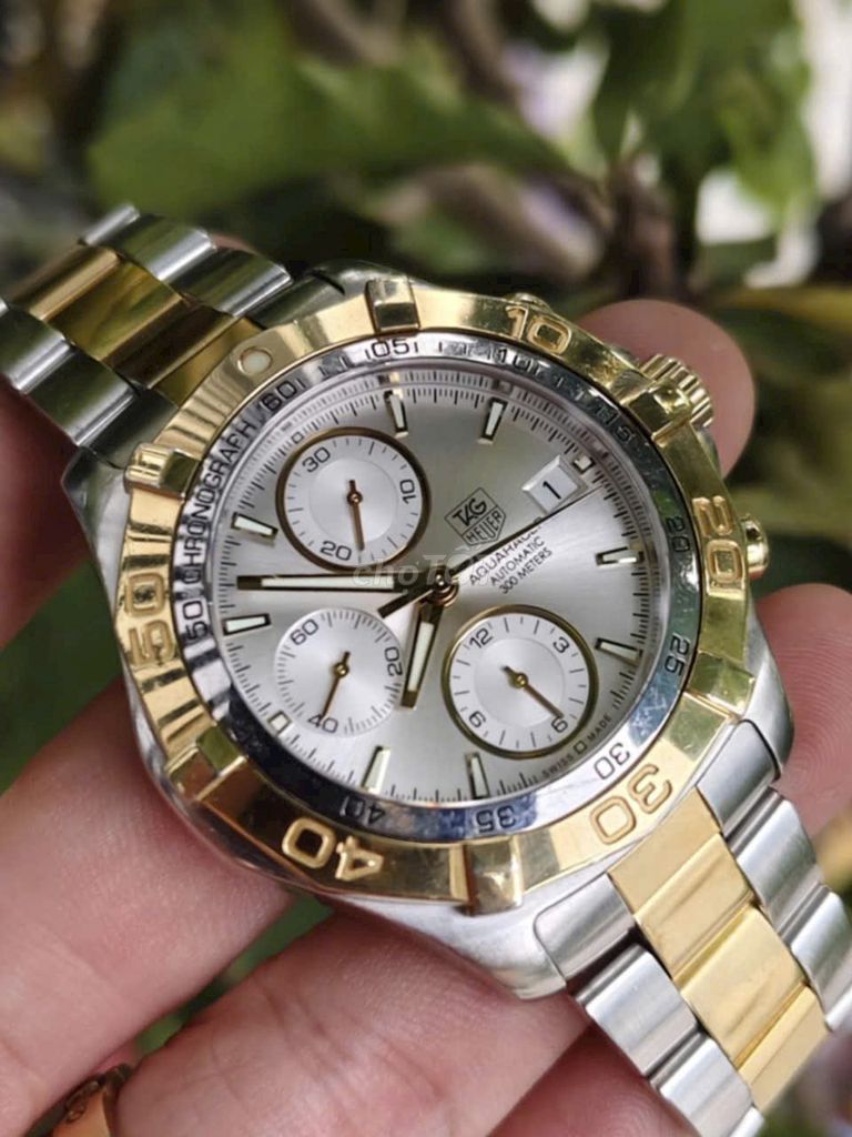 Đồng hồ Tag Heuer Aquaracer chronograph còn đẹp