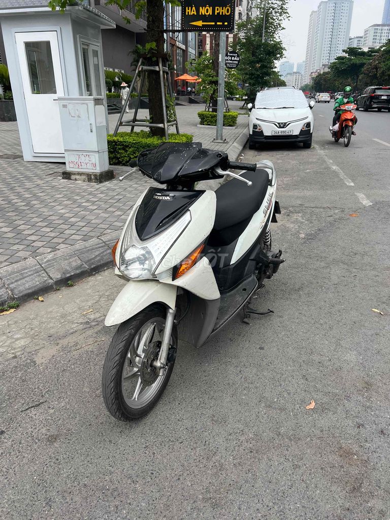 bán xe click nguyên bản. Mua bán Xe máy tại Quận Nam Từ Liêm Hà Nội được đăng bởi nguyen thu huyen hình 2