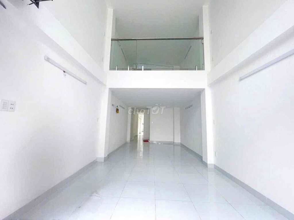 Nhà nguyên căn Nguyễn Tri Phương Q10| 4.5x16m | Trệt lửng 3 lầu ST
