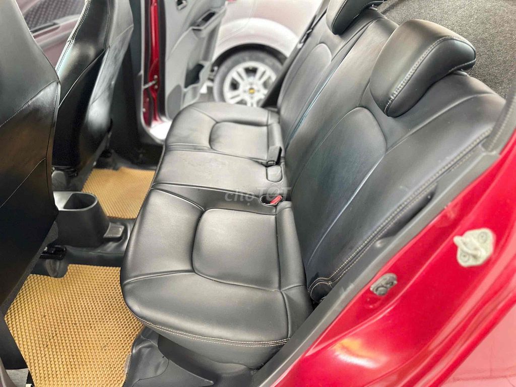 Suzuki Celerio 2019 автомат красный 5 мест