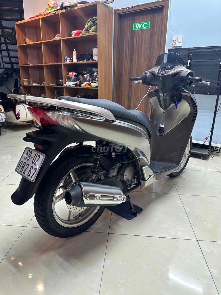sh 150i nhập ý số máy 103 2010 xe siêu đẹp. Mua bán Xe máy tại Quận 6 Tp Hồ Chí Minh được đăng bởi Tú hình 6