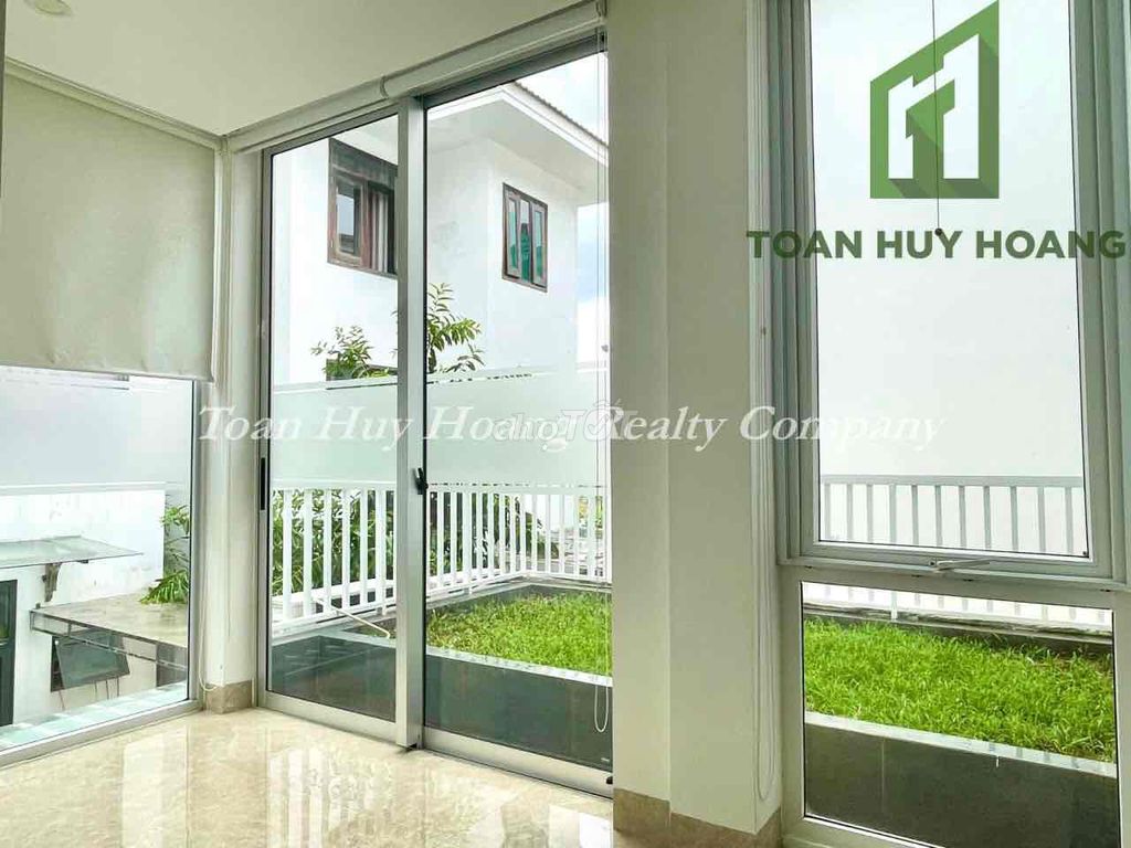 Cho thuê biệt thự Euro Village 250m2 nội thất sang trọng - Toàn Huy Ho