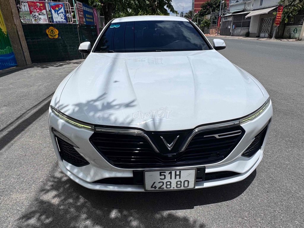 VinFast Lux A2.0 2020 A2.0 Tiêu chuẩn - 90000 km. Mua bán Ô tô tại Quận 12 Tp Hồ Chí Minh được đăng bởi Tân hình 2
