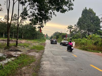 Bán đất mặt tiền đường nhựa lớn TIỀM NĂNG gần khu công nghiệp Vsip 4. Mua bán đất tại Huyện Phú Giáo Bình Dương được đăng bởi QUỐC THÁI BDS