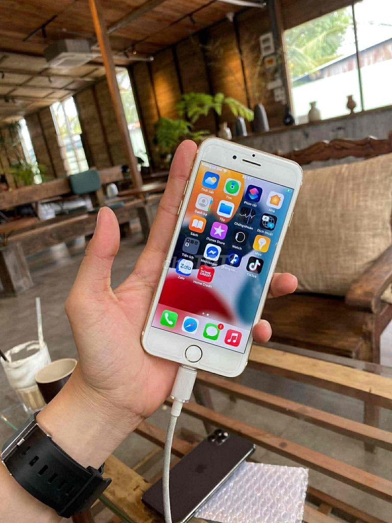 iPhone 7 32GB Vàng. Mua bán Điện thoại tại Quận Ninh Kiều Cần Thơ được đăng bởi Hien hình 1