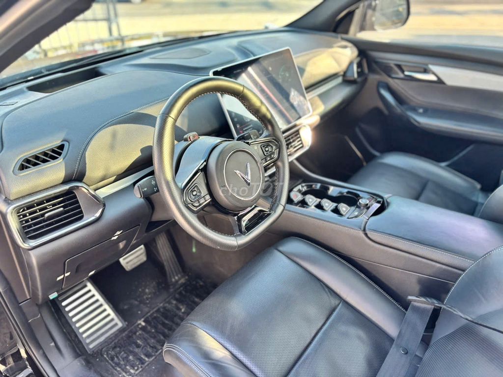 VinFast VF8 PLUS 2023 màu Đen FULL Adas. Mua bán Ô tô tại Quận 12 Tp Hồ Chí Minh được đăng bởi Vinfast GF hình 5