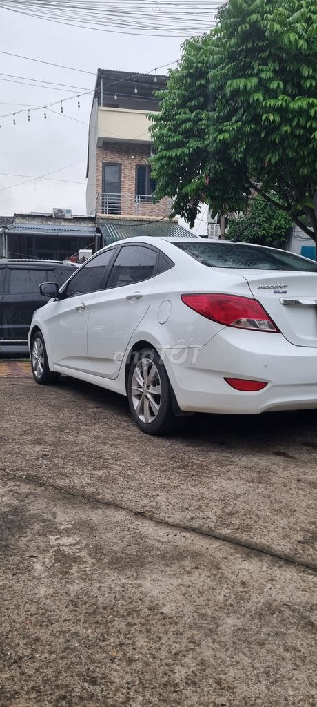 Hyundai Accent Blue 2015 số sàn nhập khẩu. Mua bán Ô tô tại Thành phố Hòa Bình Hòa Bình được đăng bởi The Nguyen Van hình 2