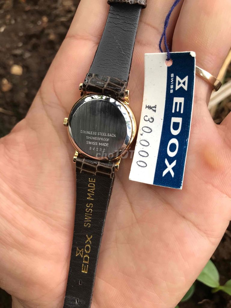 Đồng hồ Thụy Sỹ nữ hiệu Edox