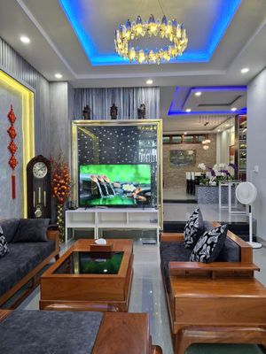 Rent · 5 bd · 108 м² · Quận Ngũ Hành Sơn, ул. Đường Đa Mặn