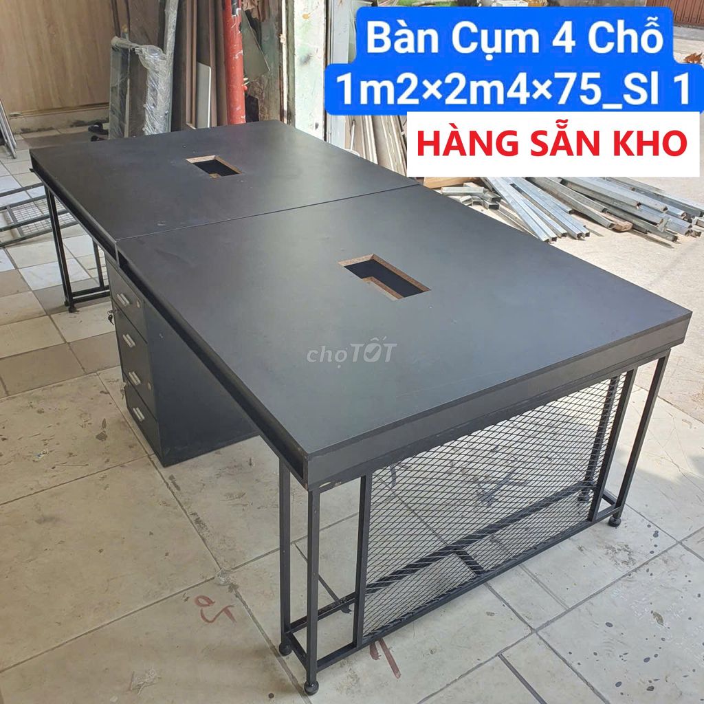 Bàn làm việc nhóm 4 người,cụm bàn văn phòng cũ đẹp. Mua bán Bàn ghế tại Thành phố Thủ Đức Tp Hồ Chí Minh được đăng bởi Thanh lý Nội thất giá sỉ hình 1